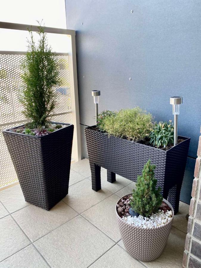Die Oase - Luxurious Apartment Near The City Center With Free Parking براتسيلافا المظهر الخارجي الصورة